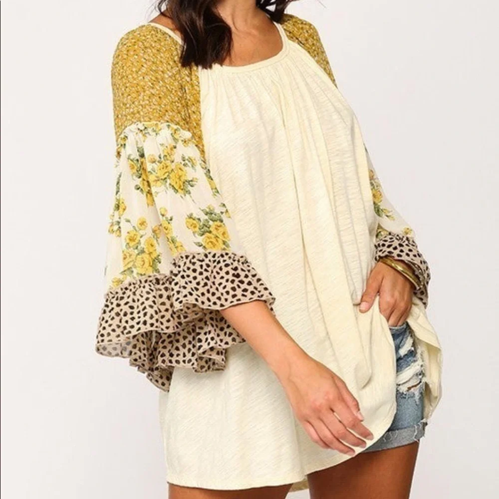 Boho Animal Print Floral Top - Picture 4 of 5